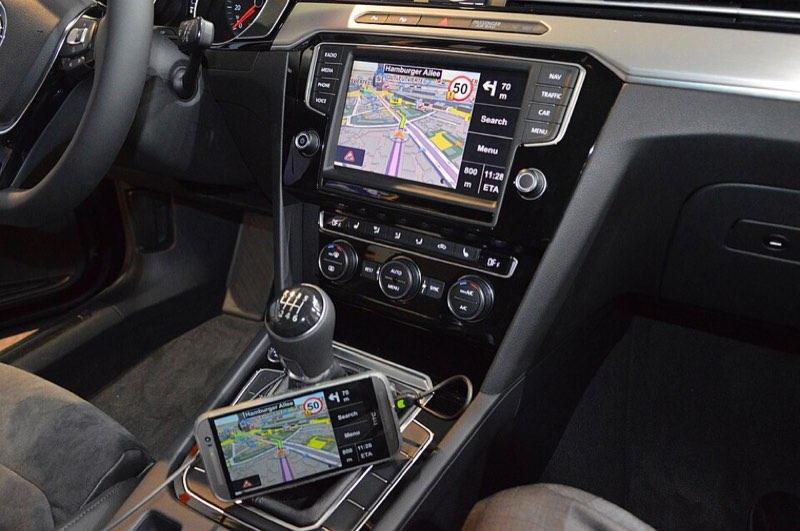 Real-time tracking of a vehicle fleet